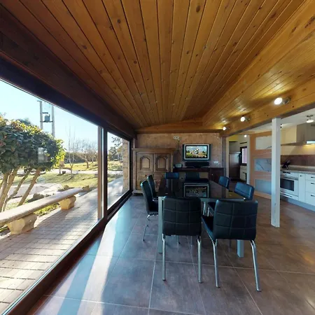 Senda De Higueras Villa